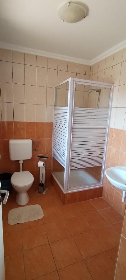 Levendula Apartmanhaz Hajduszoboszlo Exterior photo