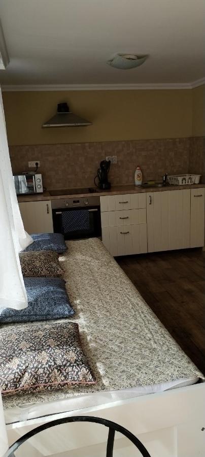 Levendula Apartmanhaz Hajduszoboszlo Exterior photo