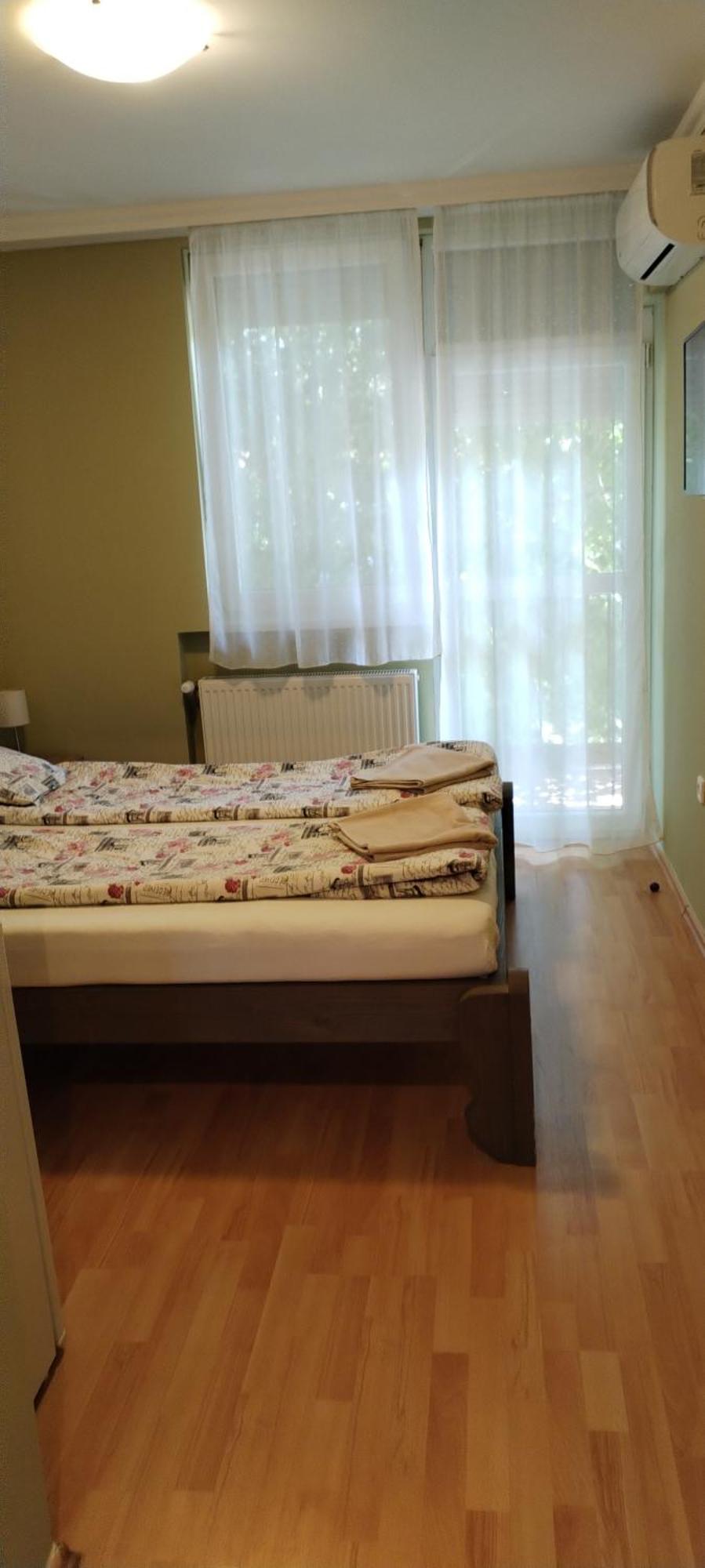 Levendula Apartmanhaz Hajduszoboszlo Exterior photo